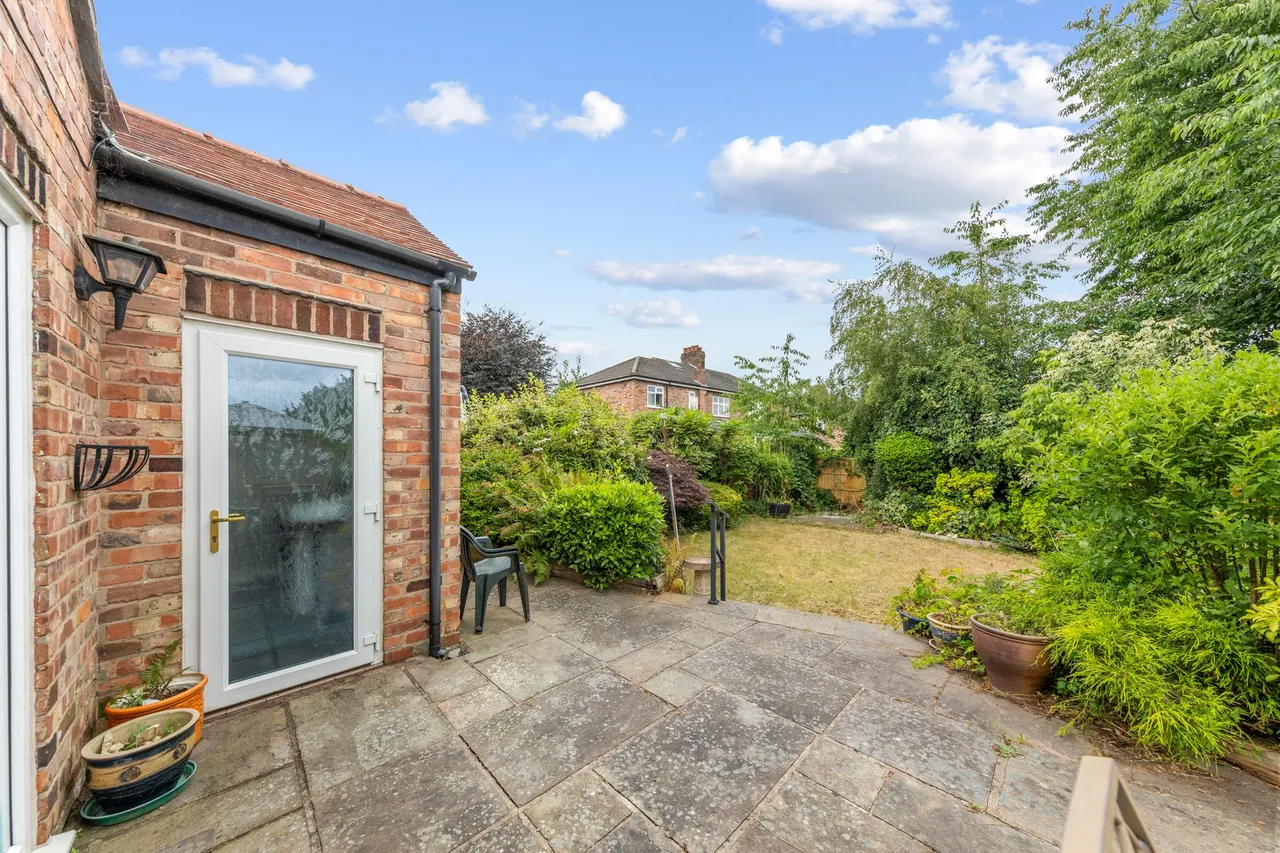 Broomfields Road, Appleton, Warrington, Warrington, WA4 3AE, photo 17