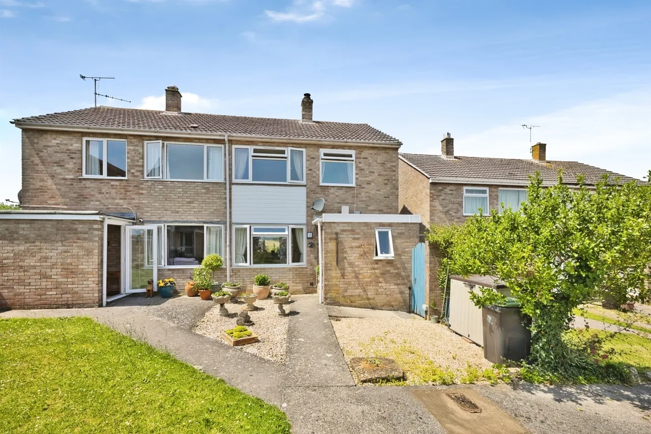 2 bed house for sale, Clovermead, Yetminster, DT9