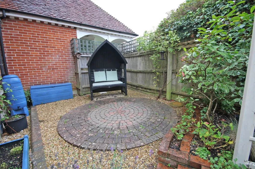 New Milton, Hampshire, photo 16