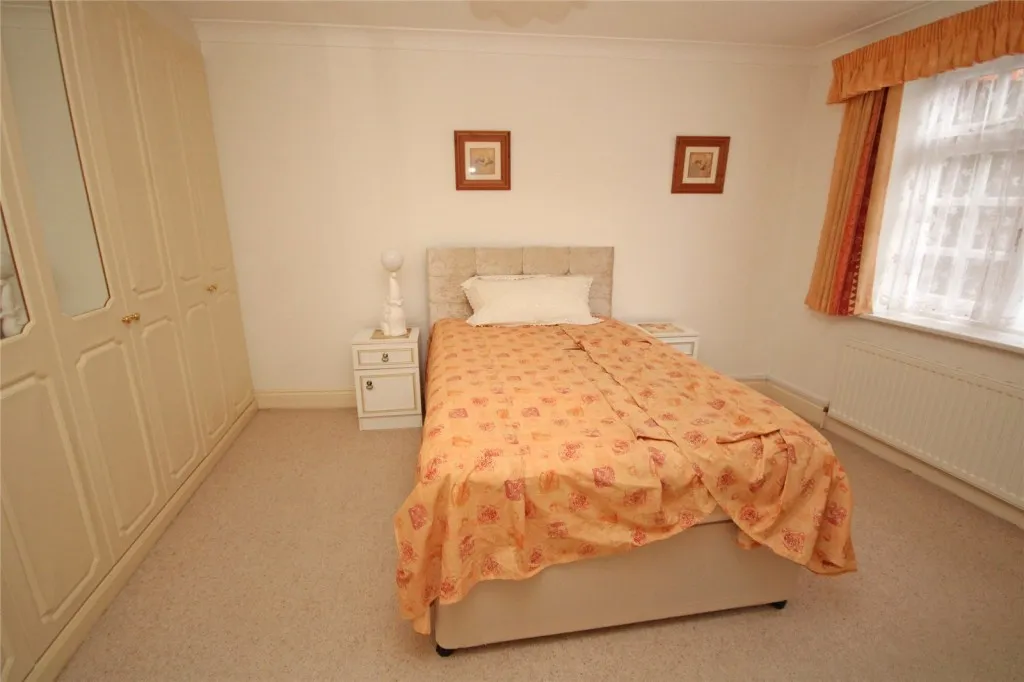 New Milton, Hampshire, photo 9