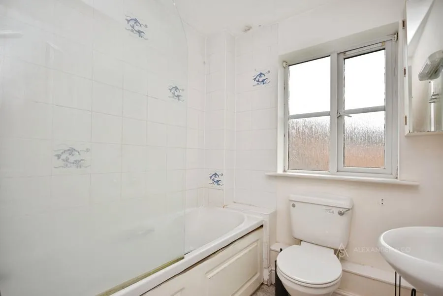 Mill Meadow, Aylesbury, HP19, photo 13