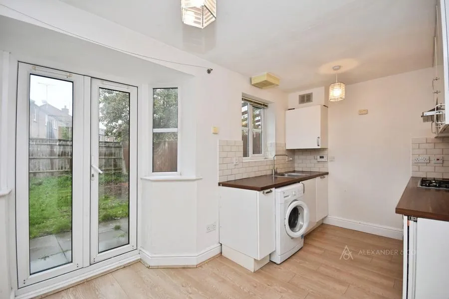 Mill Meadow, Aylesbury, HP19, photo 2