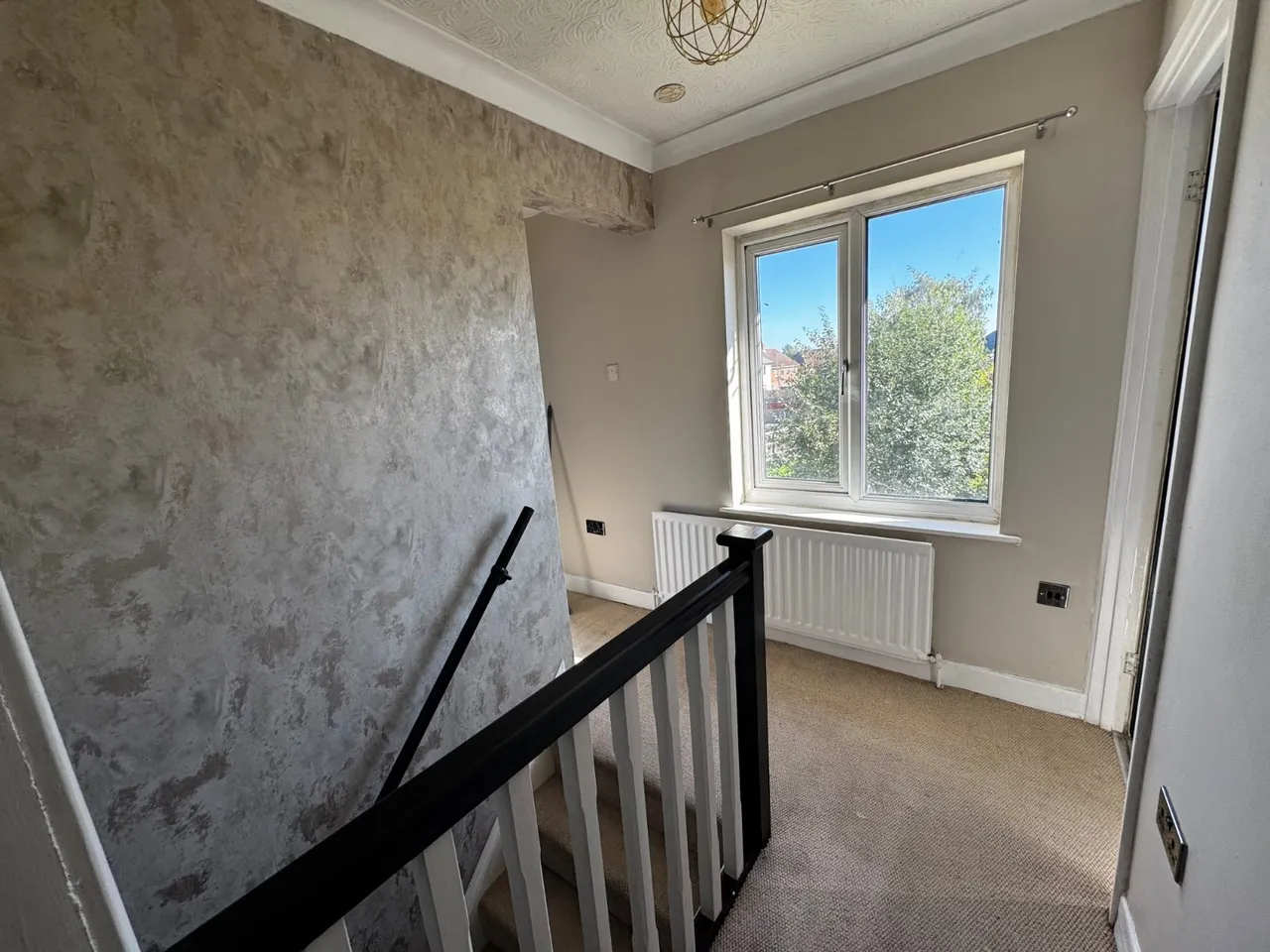 Cross Street, Langold, S81, photo 9