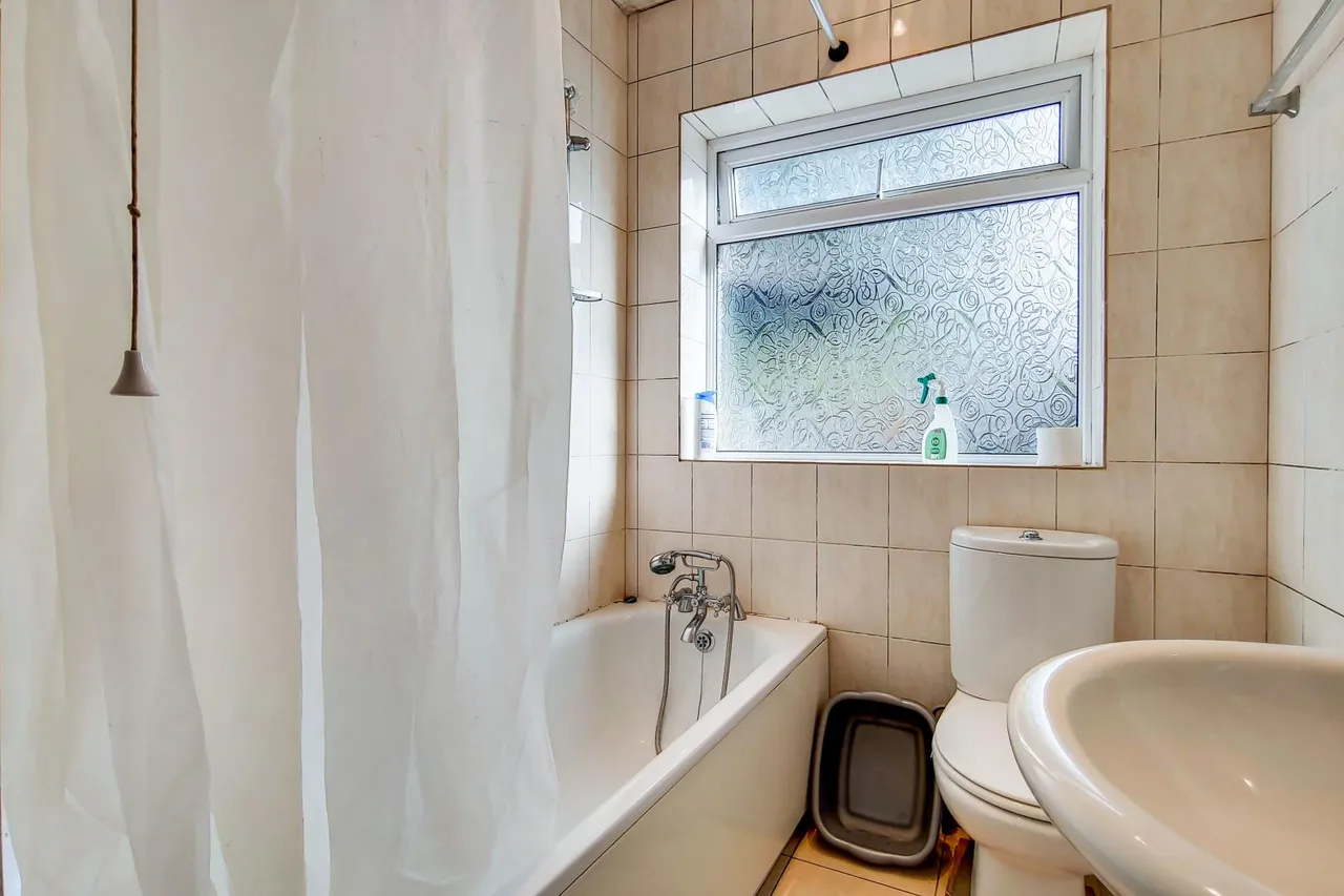 Granleigh Road, London, photo 6