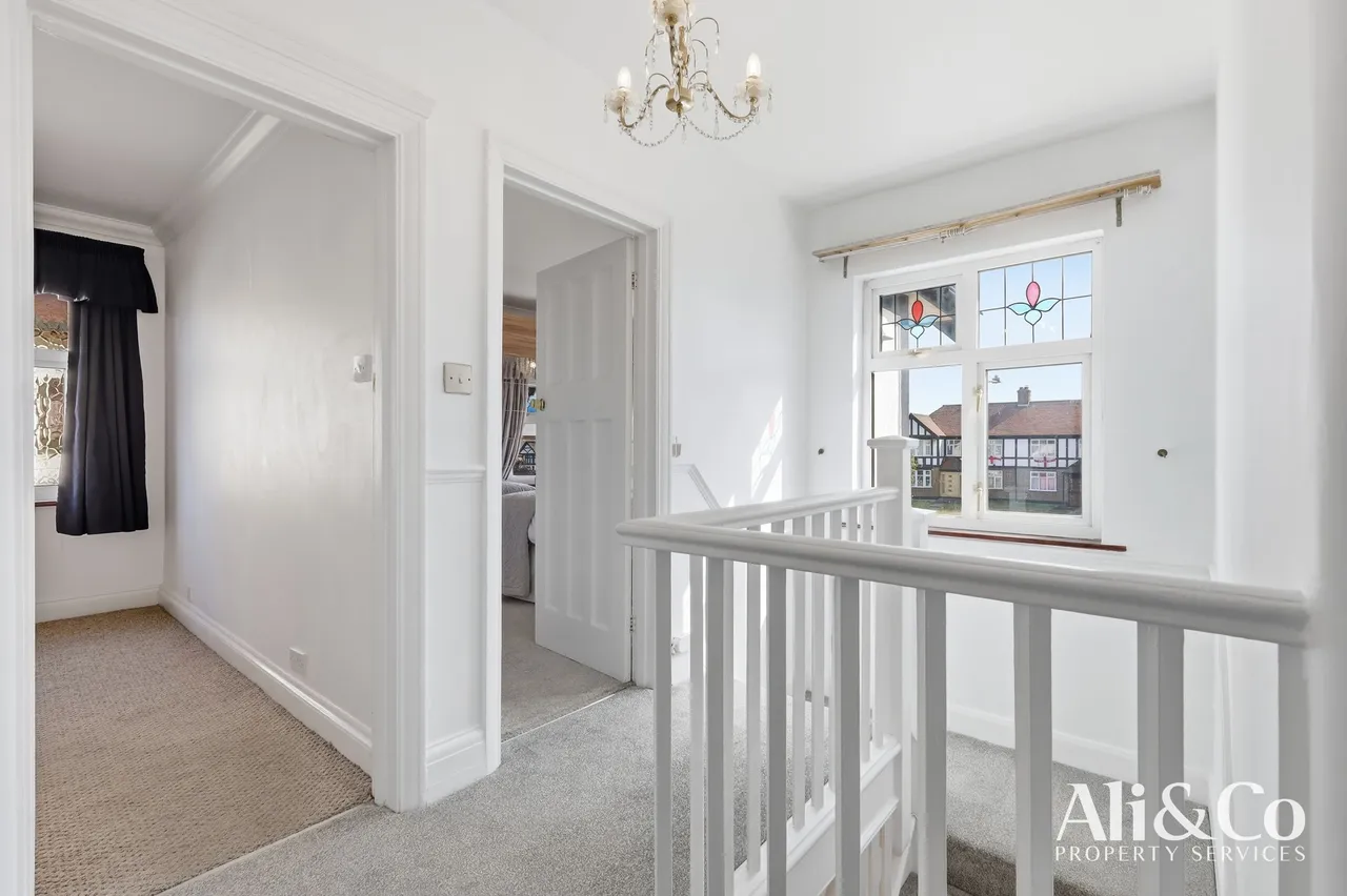 Wood View, Grays, Essex, RM16 2WJ, photo 18