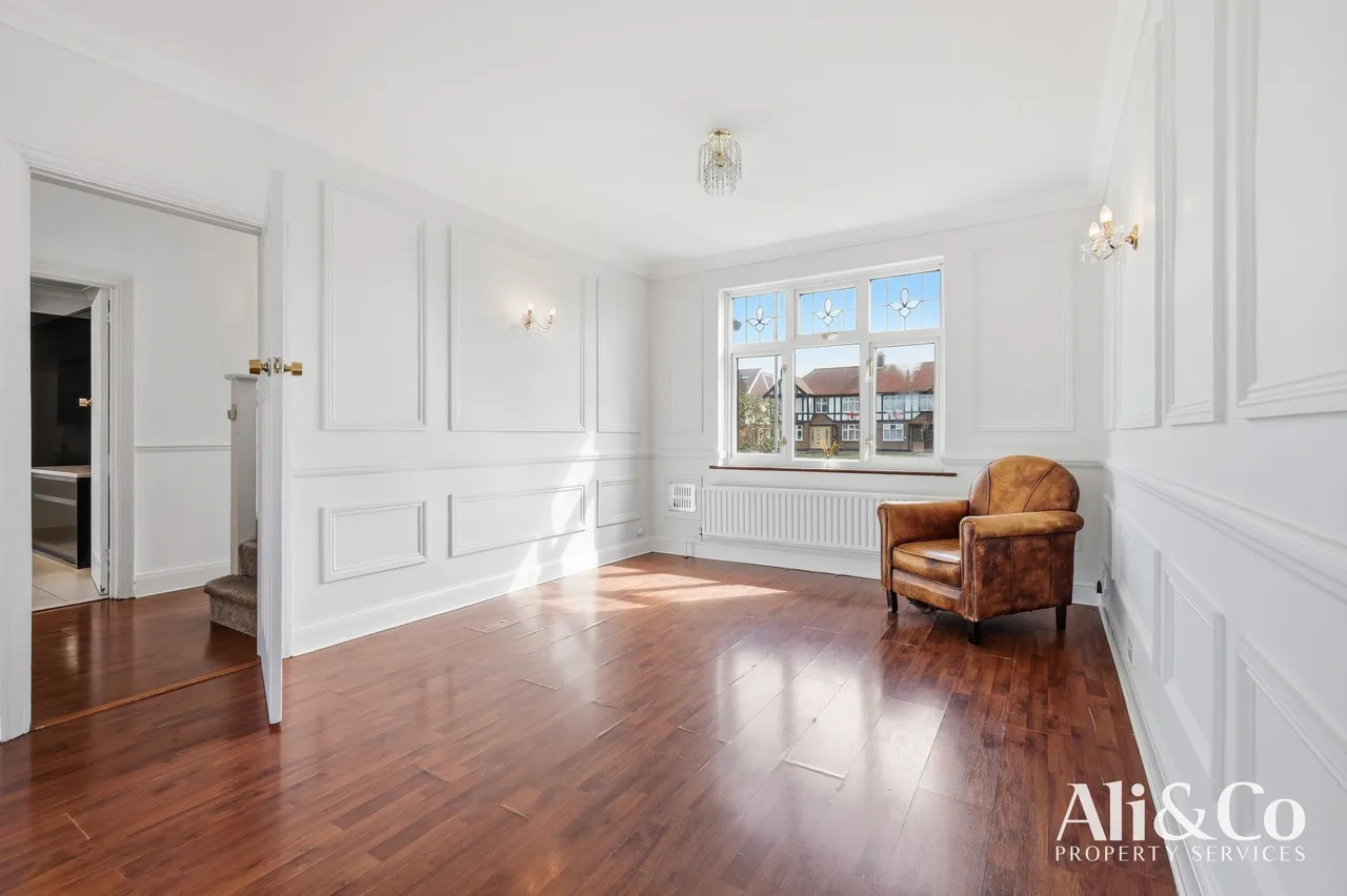 Wood View, Grays, Essex, RM16 2WJ, photo 9