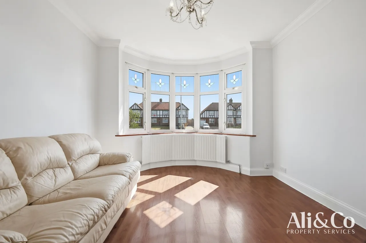 Wood View, Grays, Essex, RM16 2WJ, photo 8