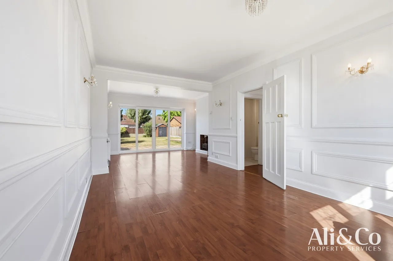 Wood View, Grays, Essex, RM16 2WJ, photo 11