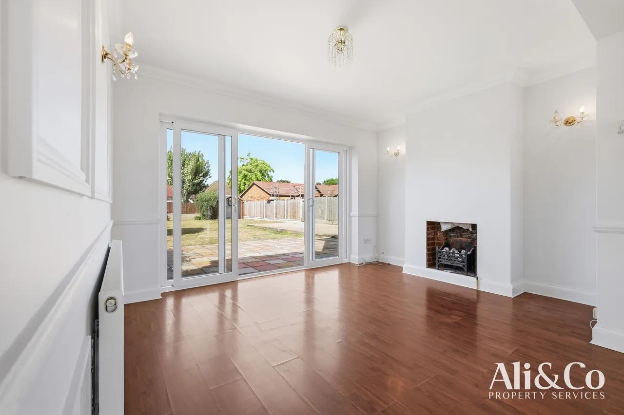 Wood View, Grays, Essex, RM16 2WJ, photo 12