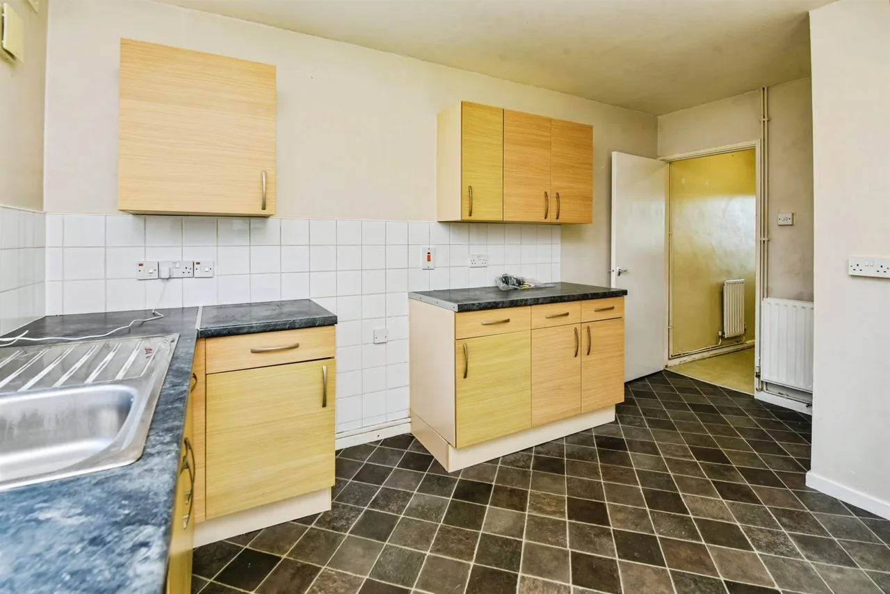 Southfields, Frome, BA11, photo 16