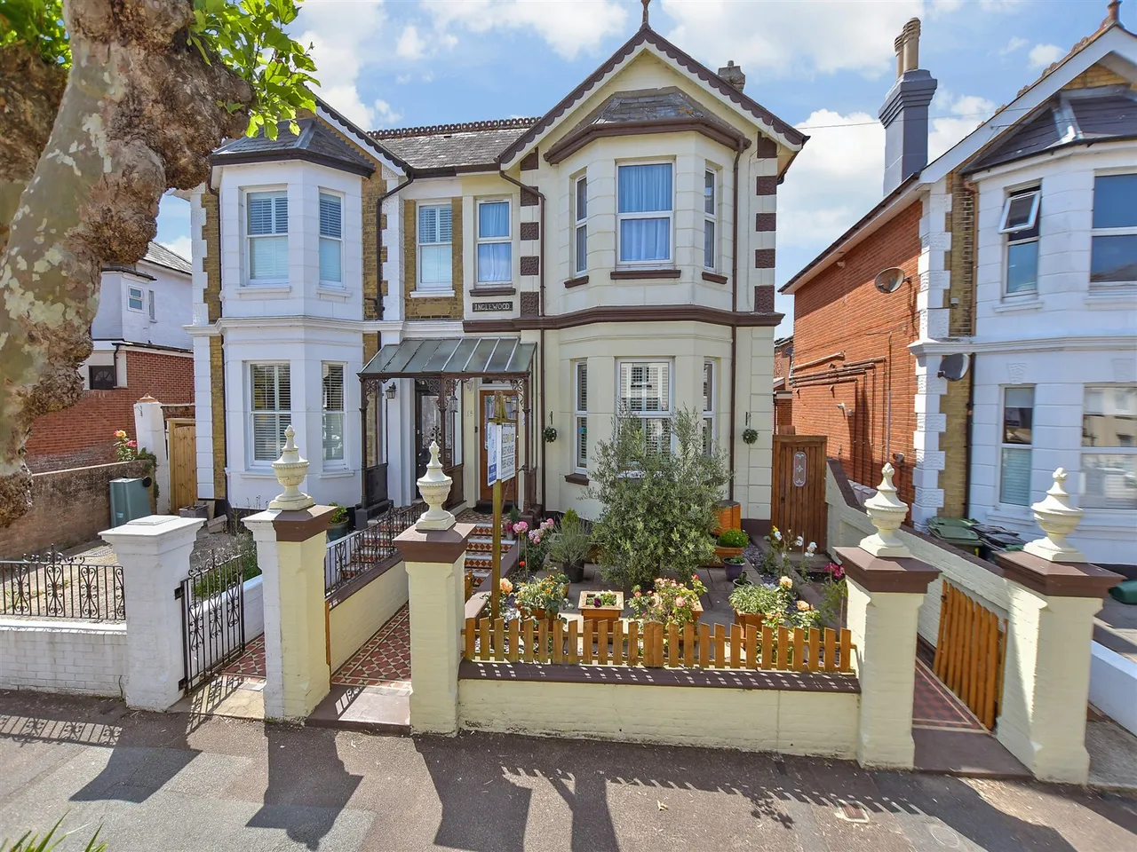 8 bed house for sale, Sandown, PO36