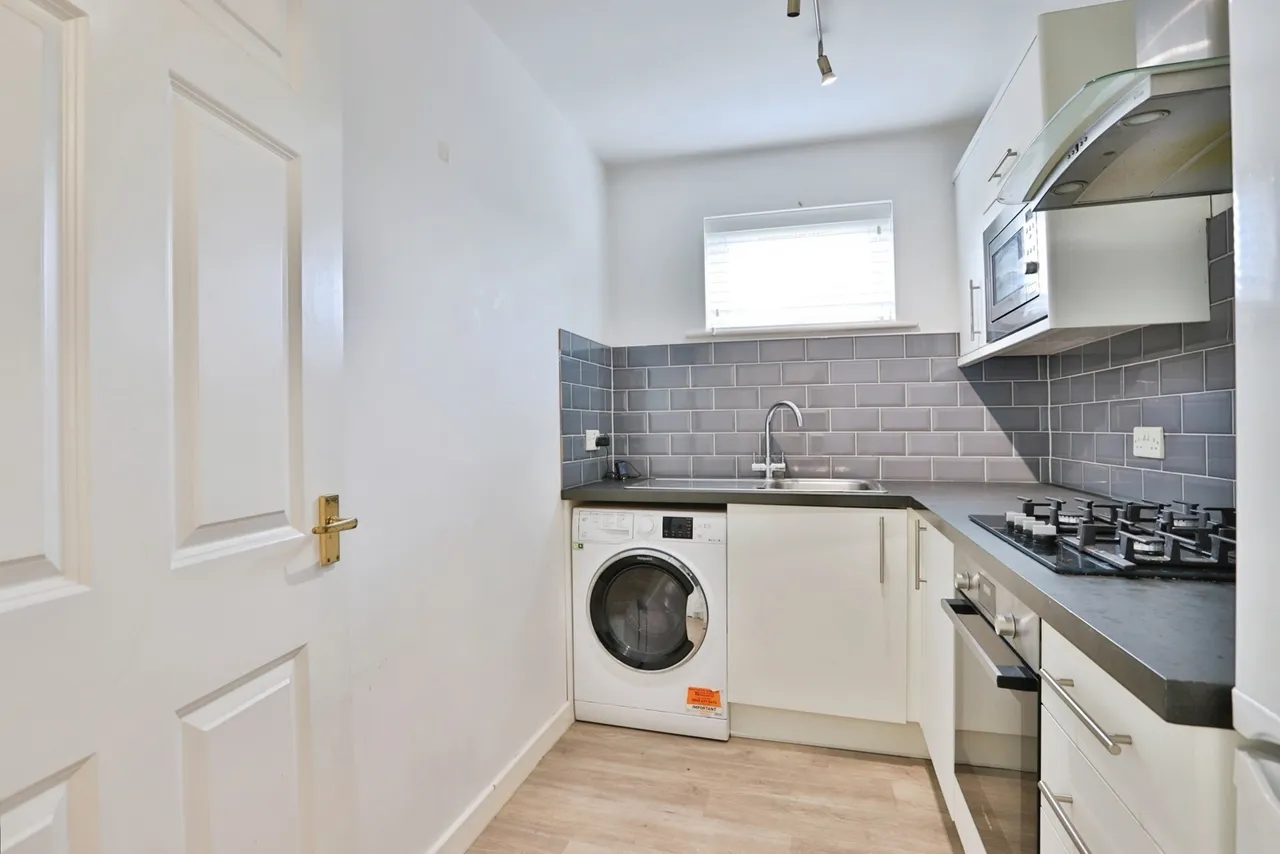 Fitzmaurice Road, Christchurch, BH23, photo 9