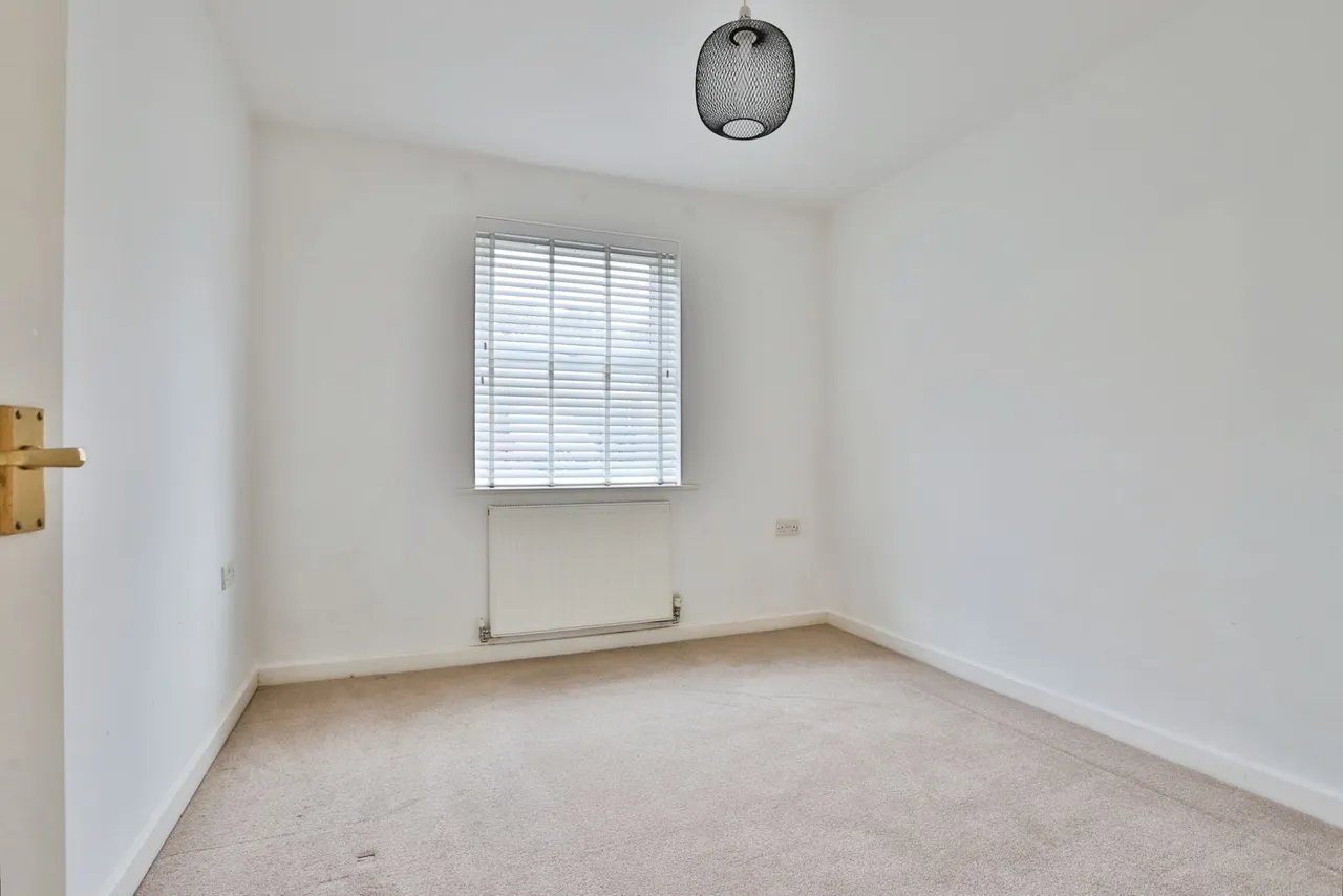 Fitzmaurice Road, Christchurch, BH23, photo 11