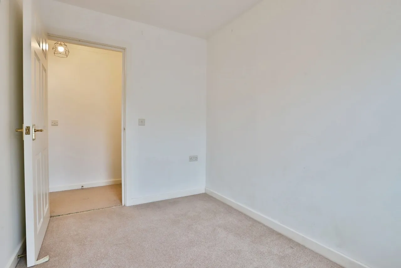 Fitzmaurice Road, Christchurch, BH23, photo 12