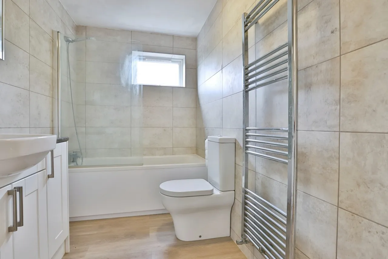 Fitzmaurice Road, Christchurch, BH23, photo 10