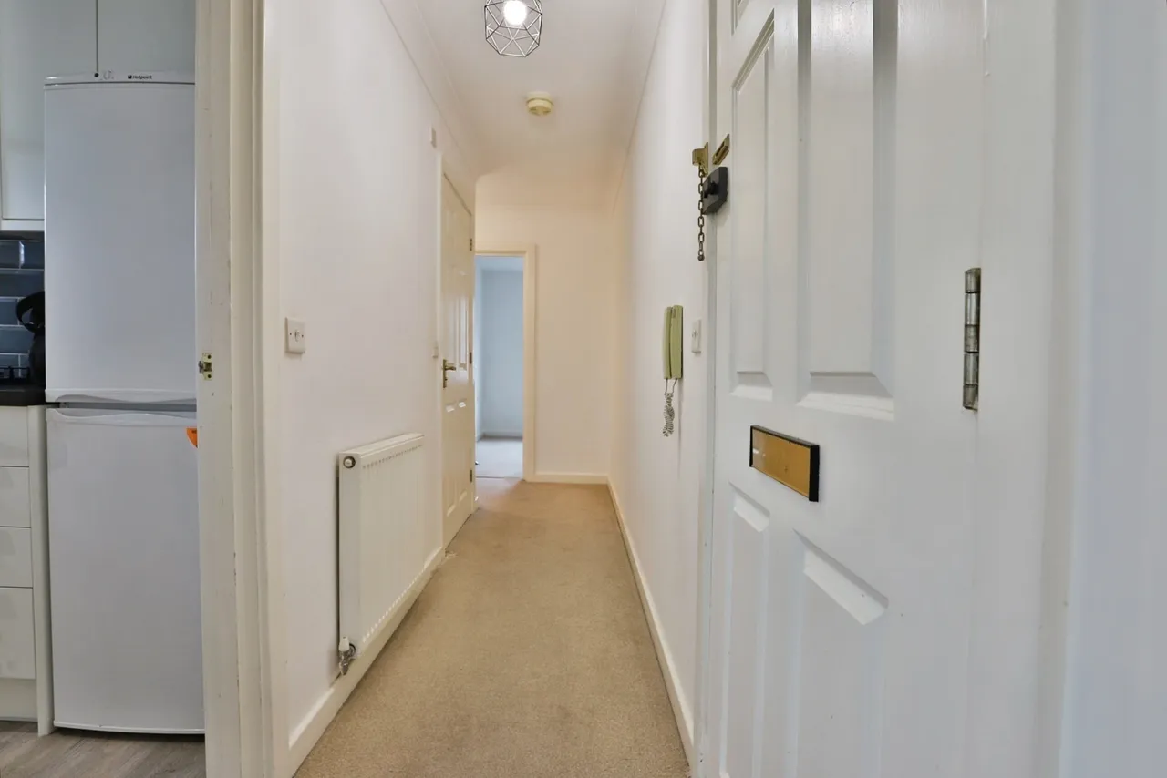 Fitzmaurice Road, Christchurch, BH23, photo 8