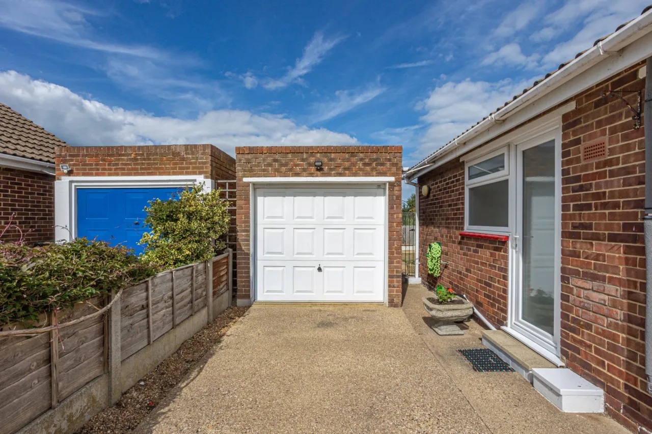 Queen Berthas Avenue, Birchington, CT7, photo 11