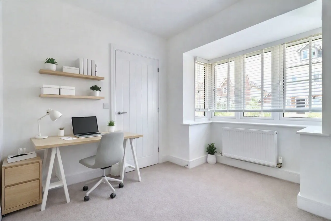 Meadow Gardens, Hartley Brook Road, Clacton-On-Sea, photo 5