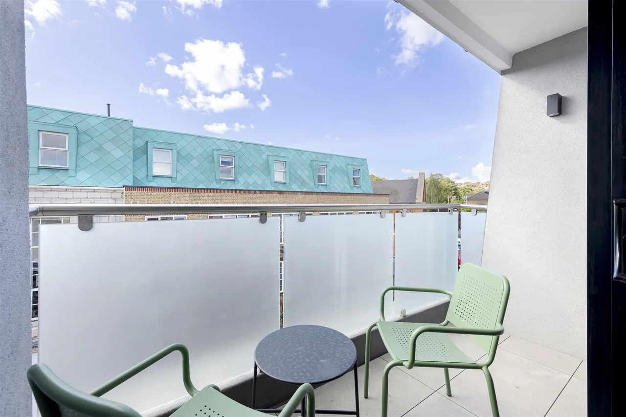 Norwood Road, London, photo 12