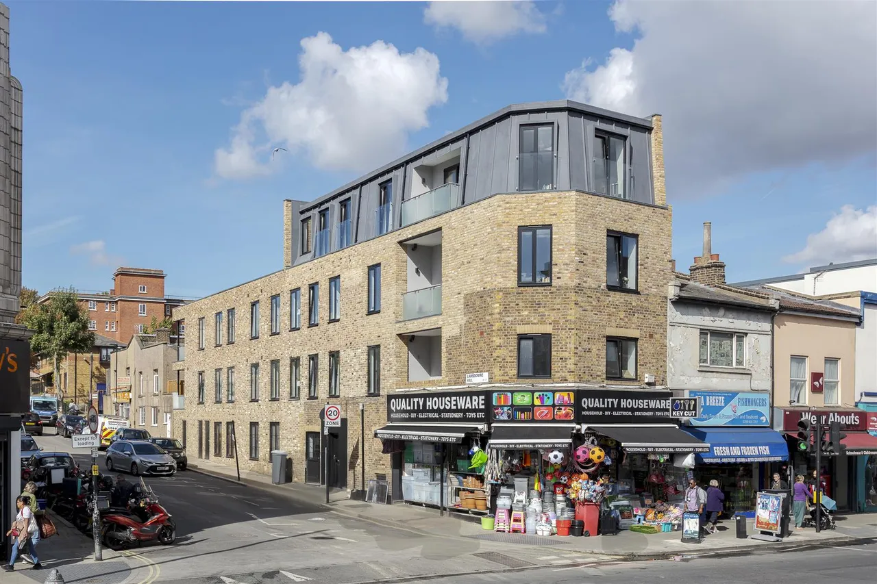 Norwood Road, London, photo 17