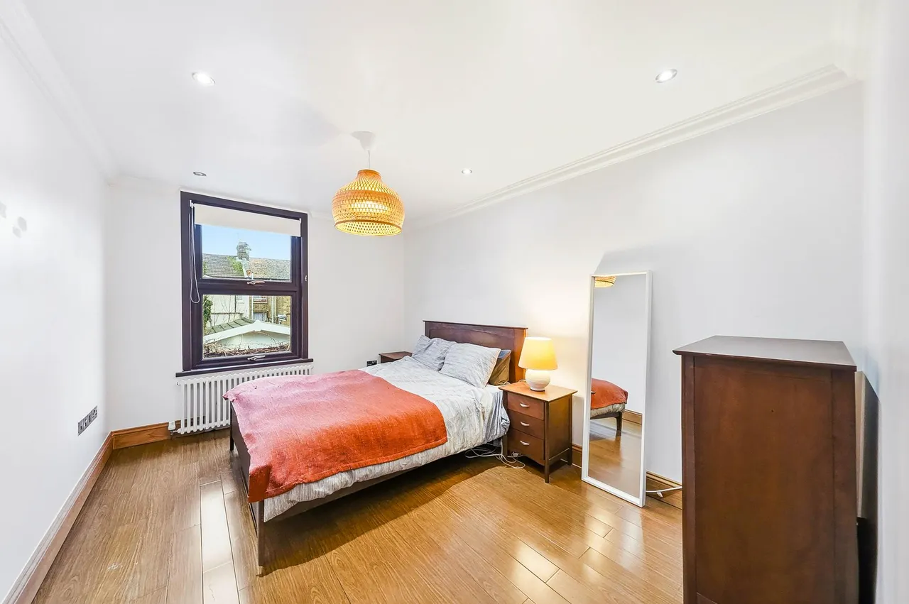 Rosedale Road, London, E7, photo 8