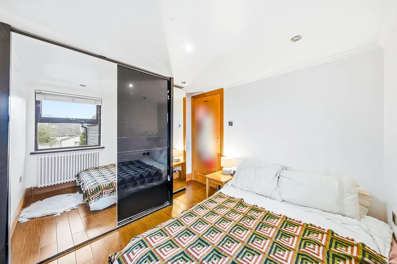Rosedale Road, London, E7, photo 14