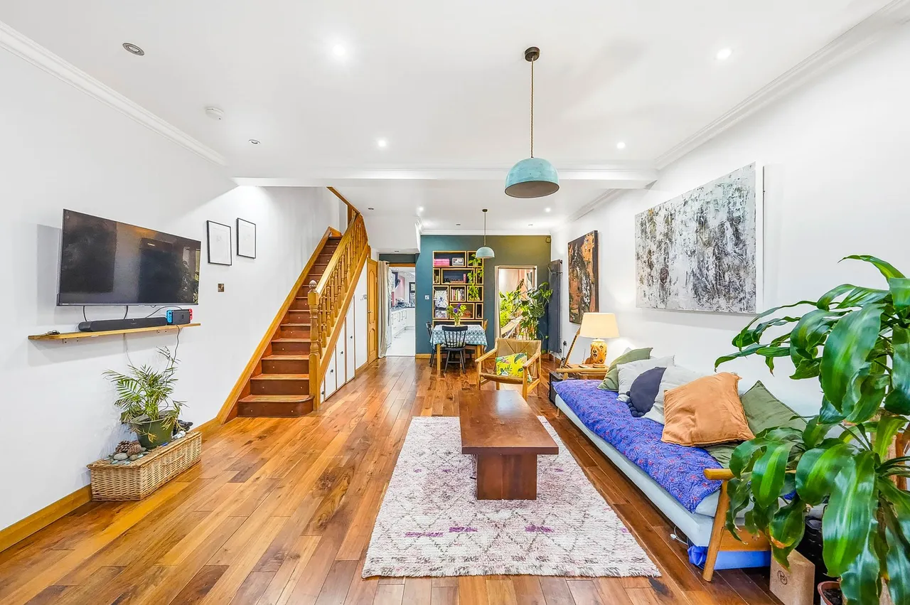 5 bed house for sale, Rosedale Road, London, E7