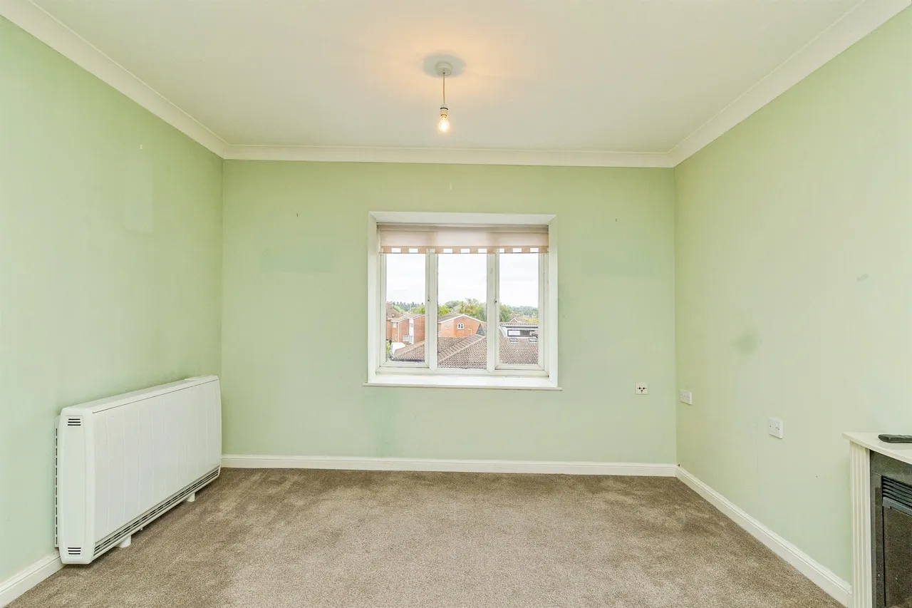 Laburnum Court, Leighton Buzzard, LU7, photo 6