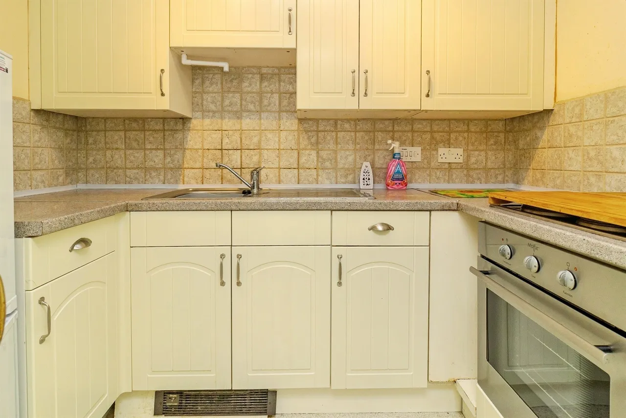Laburnum Court, Leighton Buzzard, LU7, photo 5