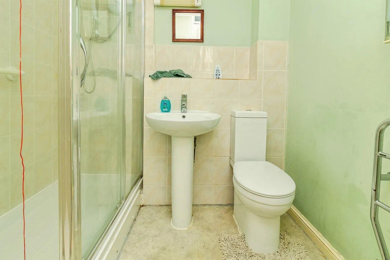 Laburnum Court, Leighton Buzzard, LU7, photo 10