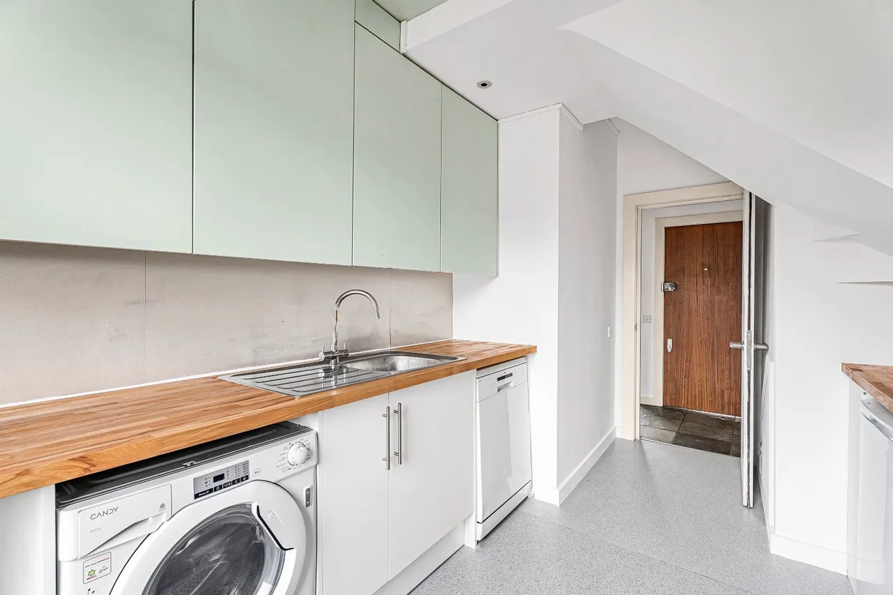 North Villas, Camden, NW1, photo 10
