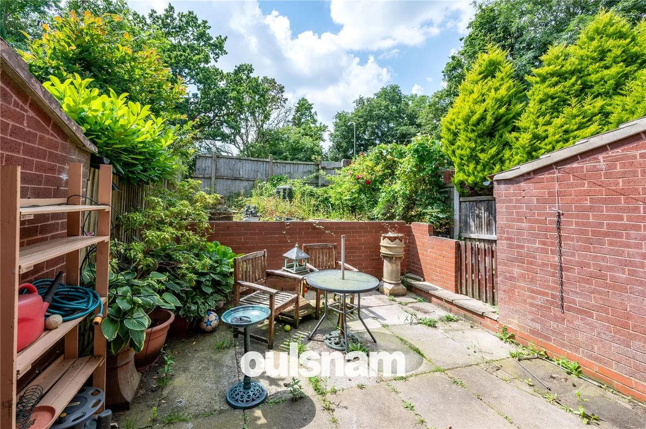 Sandhurst Close, Church Hill, Redditch, Worcestershire, B98 9JY, photo 4