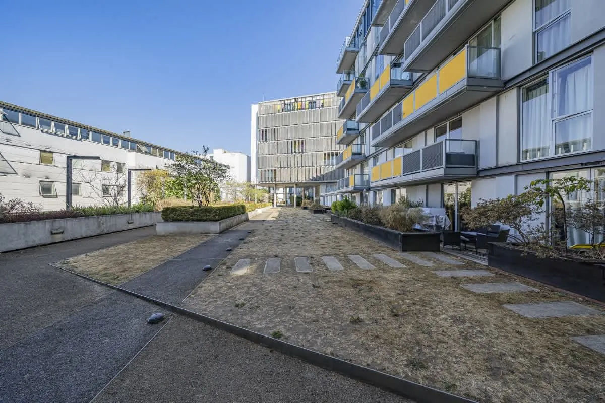 Chadwell Lane, London, N8, photo 13