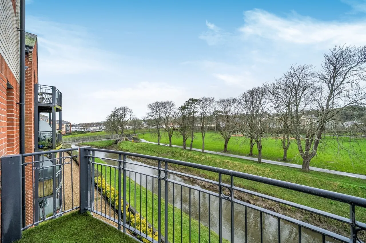 Court Mills Way, Barnstaple, EX31, photo 5
