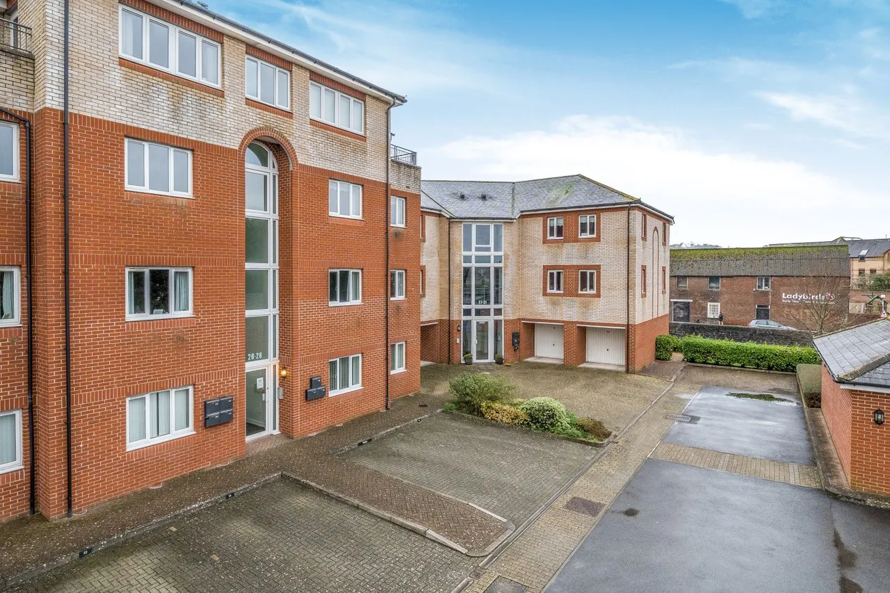 Court Mills Way, Barnstaple, EX31, photo 18