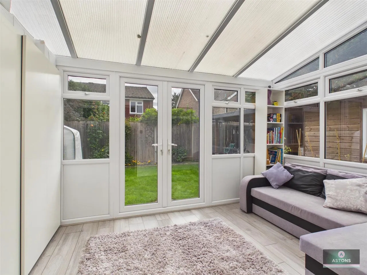 Cotswold Close, West Green, photo 5