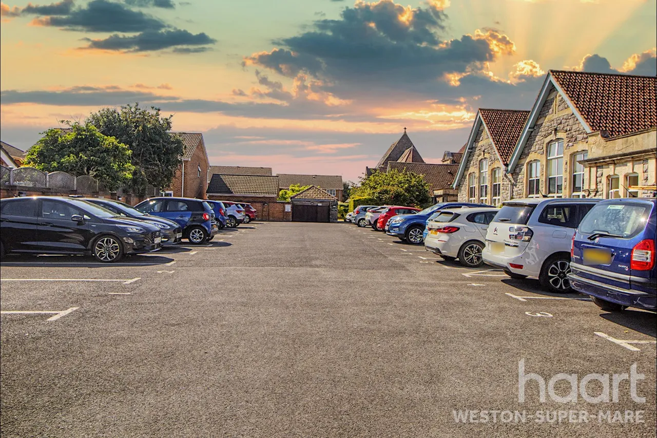 Wyvern Mews, Weston-super-Mare, BS23, photo 16