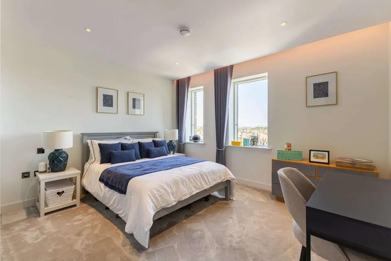 Fulham High Street, Fulham, London, SW6 3LF, photo 8