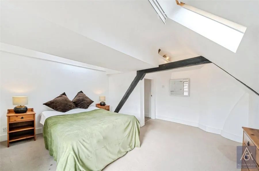 West Street, Buckingham, MK18, photo 20