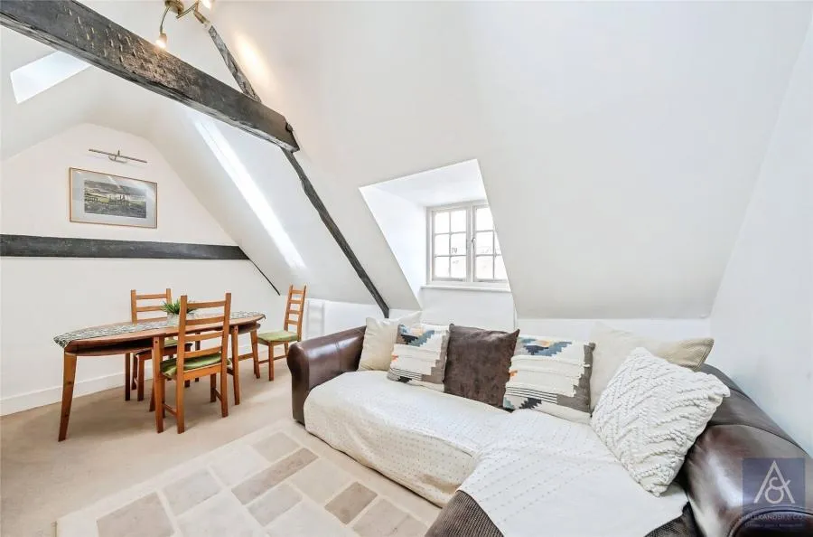 West Street, Buckingham, MK18, photo 12