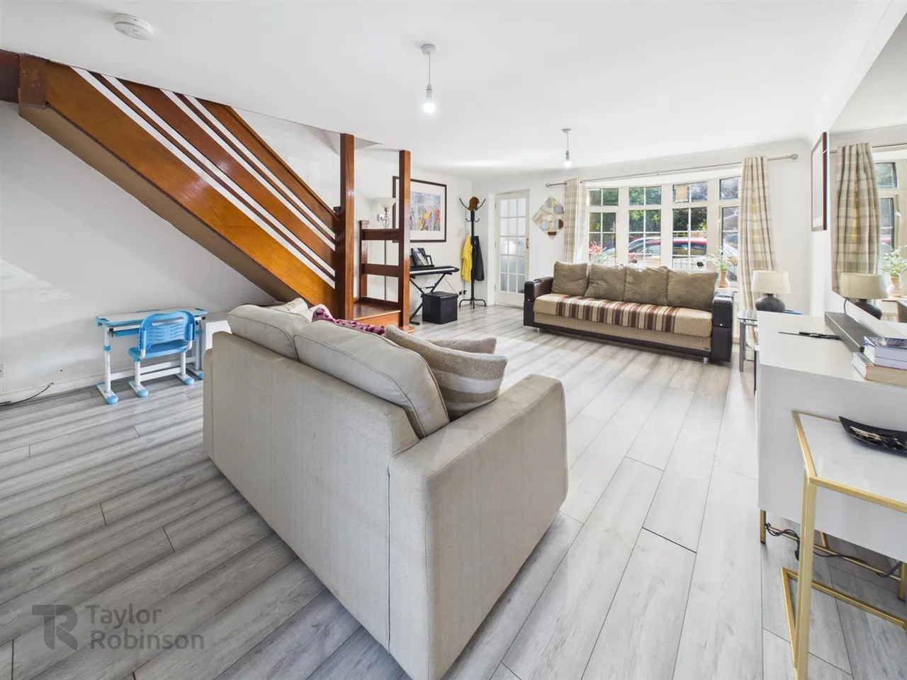 Prospect Place, West Green, RH11, photo 4