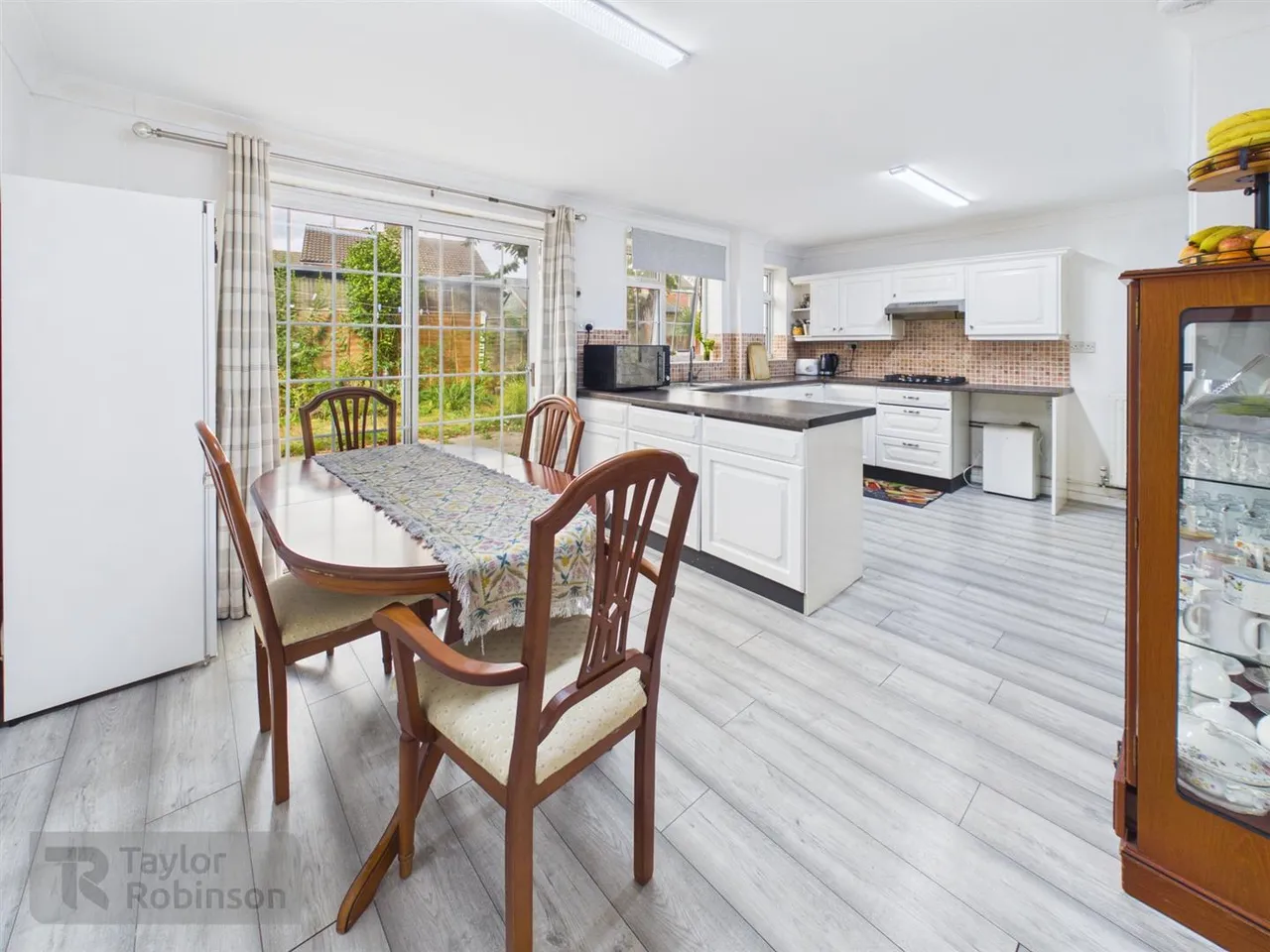 Prospect Place, West Green, RH11, photo 7