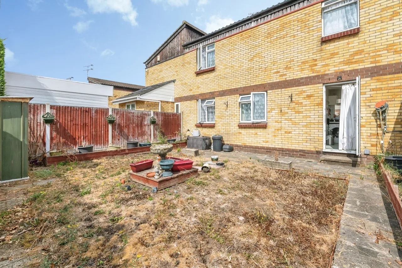 Brecon Close, Pitsea, Basildon, Essex, SS13, photo 2