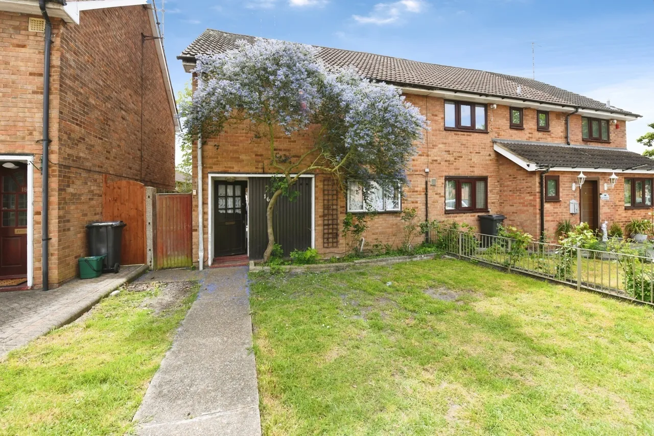3 bed house for sale — Methersgate, Basildon, Essex, SS14