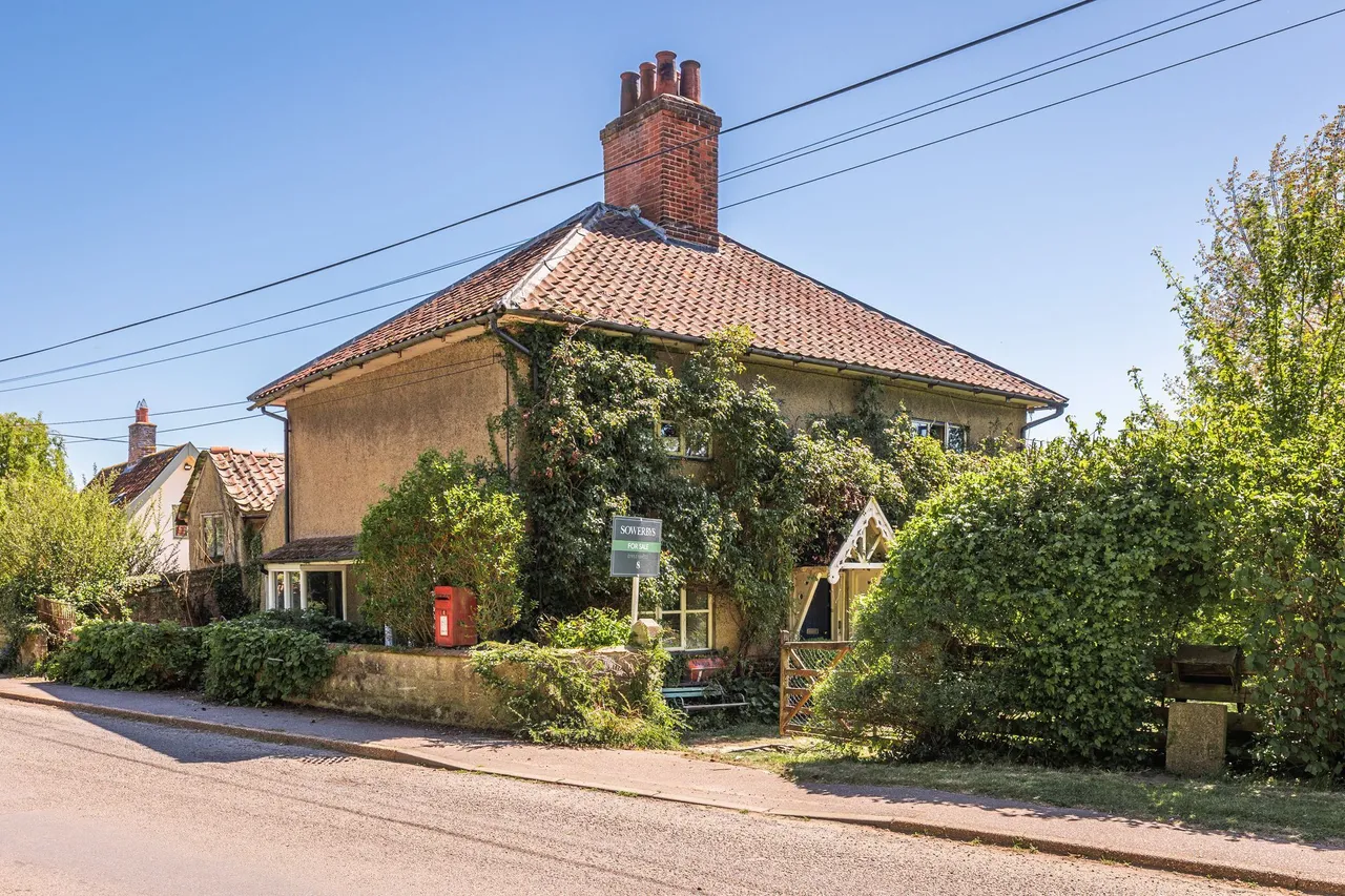 A Versatile Period Home in Southburgh, photo 12