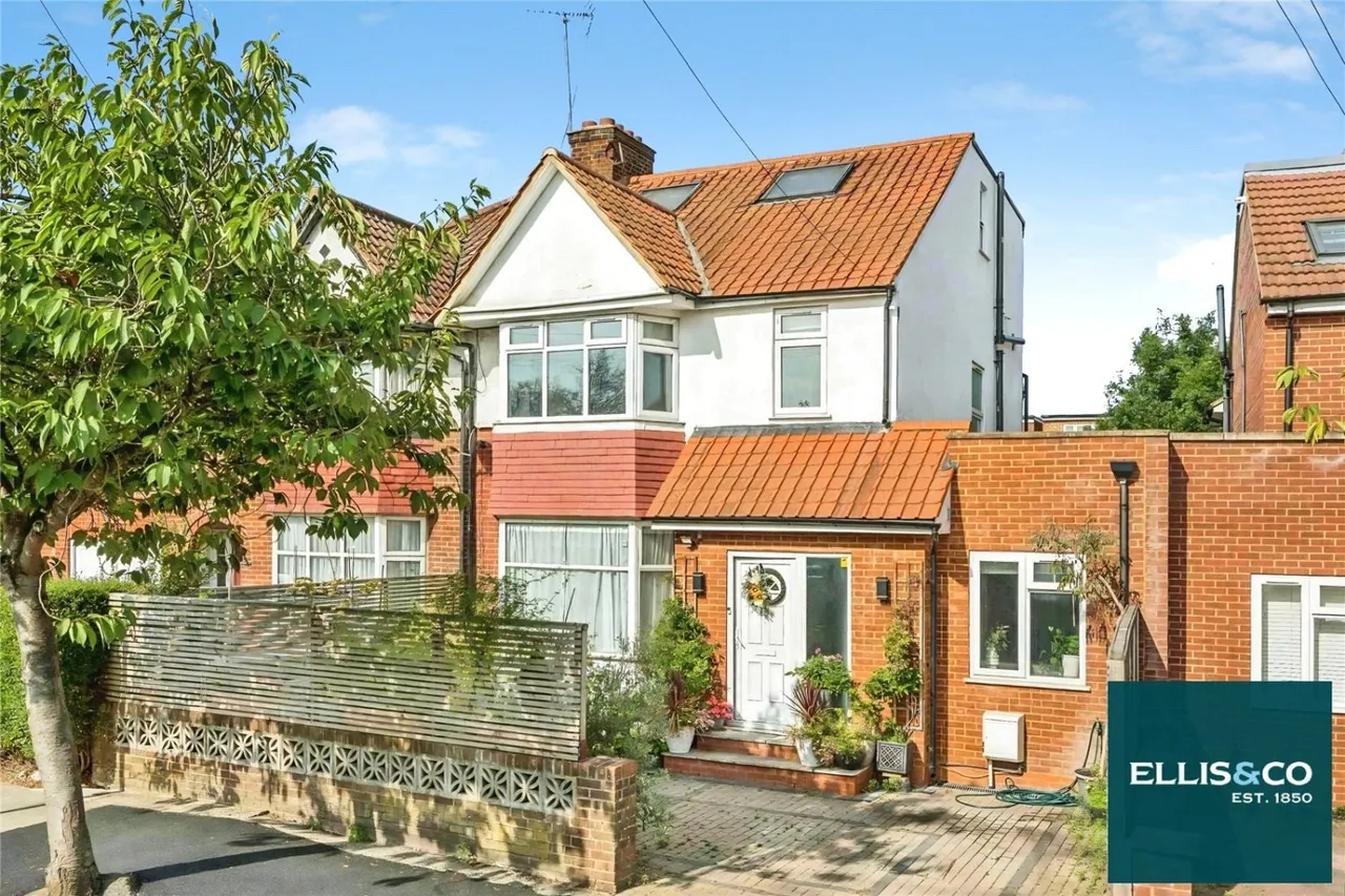 Cheviot Gardens, Cricklewood, NW2, photo 2