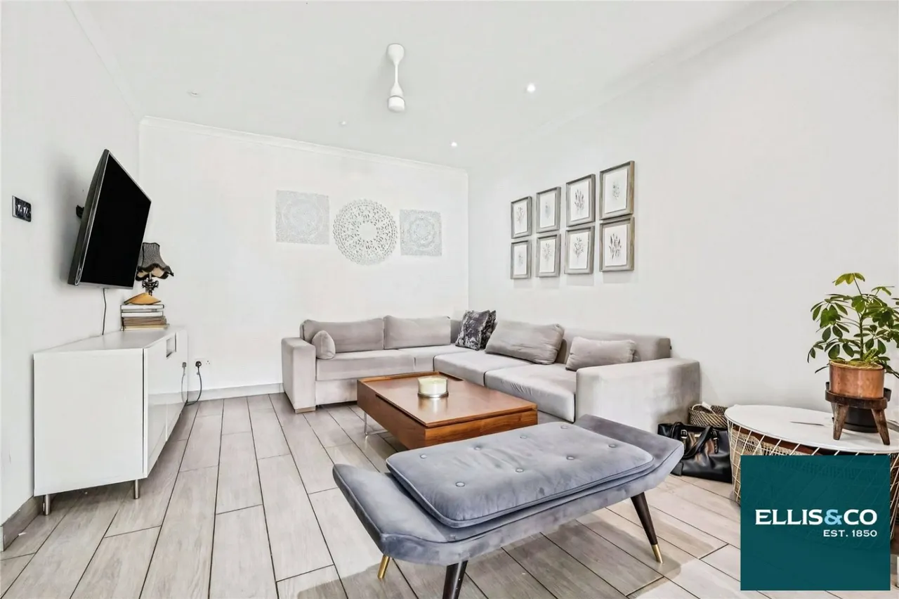 Cheviot Gardens, Cricklewood, NW2, photo 5