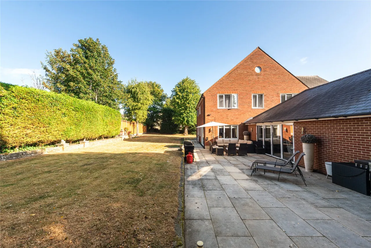Kneesworth Street, Royston, SG8, photo 37