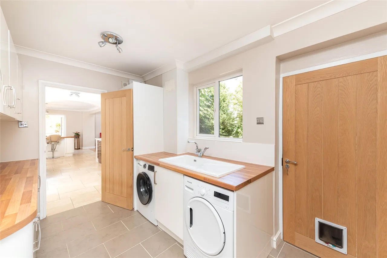 Kneesworth Street, Royston, SG8, photo 24