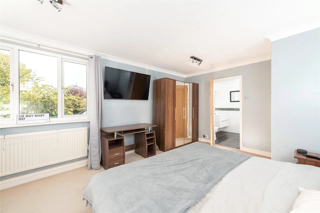 Kneesworth Street, Royston, SG8, photo 14